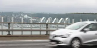 Kraftig blæst giver restriktioner på Storebæltsbroen og Vejlefjordbroen