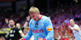 Ro før finalen: Emil Nielsen hviler i sit spil